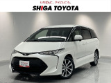 シンプルでありながら洗練されたデザイン。流線型のボディラインのエスティマです。
