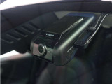 【ボルボ・ドライブレコーダー 駐車監視機能付】フロントカメラ4K、リアカメラQHDの高画質にCMOSイメージセンサーを適用し、前方/後方において昼夜間の映像を鮮明に録画することができます。