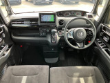 弊社ではメンテナンスパックをご用意しております。プロの目でしっかりチェックしたお車ならロングドライブも安心、うっかり忘れがちなメンテナンスも事前に案内状やお電話で時期をお知らせいたします。