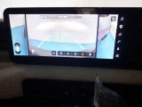 様々な方向から駐車をアシスト!
