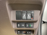 パワースライドドアの開閉はスマートキーのリモコンやドアノブは勿論、運転席側のスイッチ操作でも開閉ができ、安全・簡単です。