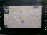 標準装備のディスプレイオーディオ付きです。ナビゲーション機能を装備しています。