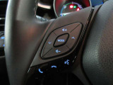 ステアリングスイッチ ステアリングから手を放さずに操作できるので、運転に集中できます。