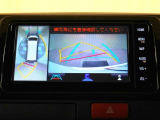 バックモニター&パノラミックビューで車庫入れや駐車もラクラク♪※あくまでも補助的な装置なので目視確認もお忘れなく!