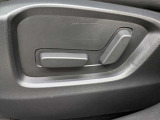 運転者にとっては日々使用することとなる運転席です。運転席が快適だと運転に集中することができますね。