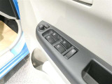 U-CARの販売だけでなく、自動車保険・生命保険・携帯電話の販売も行っております