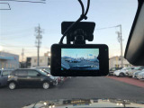 ニュースで流れる【事故の瞬間】【あおり運転】の映像は、ドライブレコーダーが録画しているからです。もしもの時の証拠映像を保存できます。