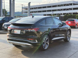 1.Audi正規輸入車である事。2.新車登録時からの正規メンテナンスノート(整備記録)がある事。3.初年度登録日から10年以内である事。4.走行距離10万km以下である事。5.修復歴車、改造車でない事