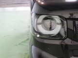 LEDヘッドライトは、点灯の瞬間から光量を発揮し、突然暗くなるトンネルなどでの安定感を高めます。