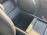それまでの自動車業界の常識を覆す斬新なアイデアで自動車の未来を切り拓いてきました。いつの時代も未来を見据え、自らの進化を止めず新しいクルマの姿を提案し続けるプレミアムカーブランド、それがAudiです。