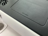 【助手席エアバッグ】SRSエアバッグとはシートベルトの働きを補助して衝突した時に乗員の衝撃を軽減するシートベルト併用式エアバッグ。前面衝突時に瞬時に膨らみ、頭部と胸部の衝撃を軽減します。