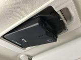 ETCが装着されています。再セットアップ後高速道路の料金所をノンストップで通過できて大変便利です。