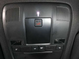 コネクティッドカーですのでSOS機能があります。詳しくはスタッフまで!