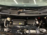 エンジンルームもクリーニング済みできれいですよ。日産の整備士がしっかりと丁寧に点検していますので安心してお乗りいただけます