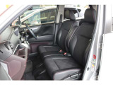 広々とした視界が運転にゆとりを広げます。ゆったりとした乗り心地のシートもぜひ体感ください。