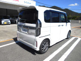後ろのドアは、両側とも電動スライドドアとなっています♪