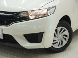 ◆ハロゲンヘッドライト◆暖色系の淡い光が特徴。発熱量が高いため、ヘッドライト上に雪や氷が付着しにくく冬季の走行に適しています。
