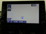 純正ナビを装備。タッチパネル式で使いやすく、お出かけもラクラクです。
