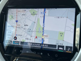 地図上に現在地や周辺の道路、施設名が表示され、行き先までの道順を確認する際に便利です。縮尺や表示内容を見ながら目的地を探せるため、初めての場所への移動にも役立ちます。