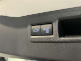 パワーバックドアは荷物の出し入れがしやすい優れもの!スイッチひとつで重たいバックドアが締まります!日用品の大量買い出しにも大活躍!