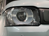 LEDヘッドライトは、点灯の瞬間から最大光量を発揮し、突然暗くなるトンネルなどでの安定感を高めます。
