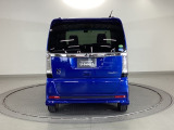 Hondaのお店なら様々なサービスも同時に申し込めます。