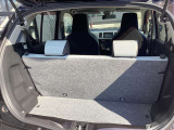 定員乗車の状態でも普段使いには十分なラゲッジスペースを確保しています!