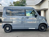 中古車といえど見た目はパリッと美しく!各種薬剤や研磨機器を使い分けてボディ細部までツヤツヤに仕上げます。ご購入時にはボディコーティング施工をセットでご注文がおすすめです♪