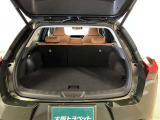 広々としたラゲージスペースを備えています。大きなものや長さのある荷物もしっかりと積み込めます。たくさん荷物を積めるので旅行にも便利です!!
