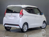人気のデイズが入庫しました。是非現車を見にご来店下さい。