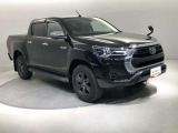 人気のブラック! 車が引き締まって見え、カッコよさ倍増です。