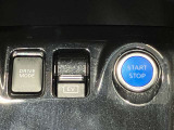 快適なドライブを叶えるため、シフトノブの周囲にe-POWERモードスイッチをはじめ、プッシュパワースターターやEVモードスイッチなどを配置し、操作性を高めています。