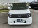 お客様に安全で快適なカーライフをお送りいただくために、中古車にも高いレベルの品質基準を設け、その基準に従って、全ての中古車について納車前整備を実施しています。