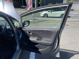 お車の状態は内外装共にとても綺麗な状態を保っておりますので私共でも自信を持ってお薦め出来る1台です!!