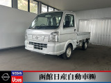 日産「NT100」運転席からの見渡しも良いです。