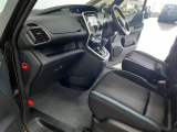 ■ 助手席 ■ オゾンの力で除菌・消臭!オゾン除菌脱臭&ルームクリーン!! 小さなお子様がいらっしゃるお客様におすすめのオプションです。