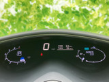 必要な情報をひと目で確認できるメーターデザイン。視認性が高く、運転中の安全をサポートします。