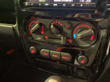 【エアコンパネル】ドアミラーヒーター・2WD・4WD・シートヒーター、各スイッチ