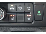 【シートヒーター】運転席&助手席にシートヒーターが付いてます!二段階の調整が可能です!