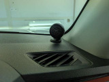 パワーウィンドウのスイッチですよ。運転席に居ながら窓を開け閉めのコントロールできます。