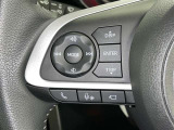 ステアリングスイッチ装備!運転しながら手元でオーディオの操作などができます。