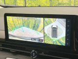 【アラウンドビューモニター】専用のカメラにより、上から見下ろしたような視点で360度クルマの周囲を確認することができます☆死角部分も確認しやすく、狭い場所での切り返しや駐車もスムーズに行えます。