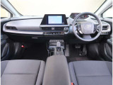 プリウス 2.0 G E-Four 4WD 