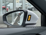 ●ブラインドスポット(サイドアシスト)付き!サイドミラーやバックミラーに映らない車両の存在を指し、これを意識することで事故のリスクを減らすことができます。