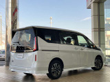 セレナ 2.0 ハイウェイスターV 