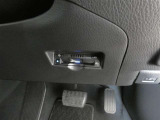 ETC車載器付きです。高速道路の料金所もスムーズに通過できます。※セットアップ費用は別途必要です。