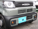 ★アクティブフェイスパッケージ★フロントグリルはクラシックな雰囲気の「HONDA」ロゴをデザイン!質実剛健な印象を与えるフロントグリル&タフな印象を際立たせるブラックのフロントバンパーを装着!