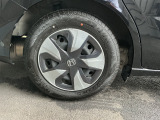 タイヤサイズ185/65R15です。