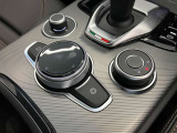 八光AUTO MOTIVEの強みはサポート力です。これまで培ってきた経験と技術力、スピードを生かして、お客様ひとりひとりを八光AUTO MOTIVE全店でサポートさせて頂きます。