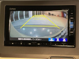 リアカメラ付で、後方をナビ画面で確認。車庫入れも安心です。もちろん、バックギアと連動しています。